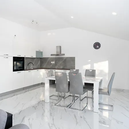 アパート Skyline