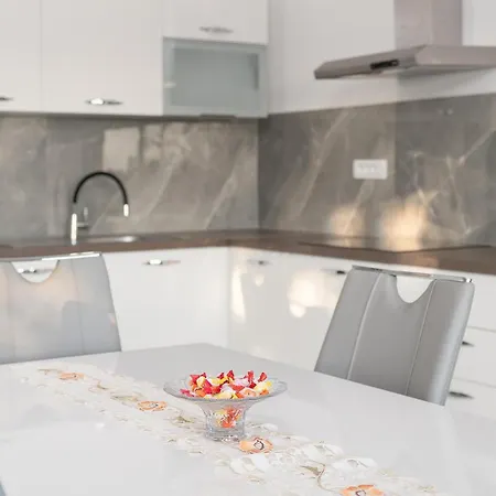 Διαμέρισμα Skyline *