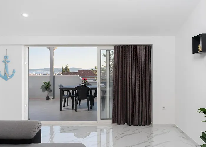 Skyline דירה זאדאר